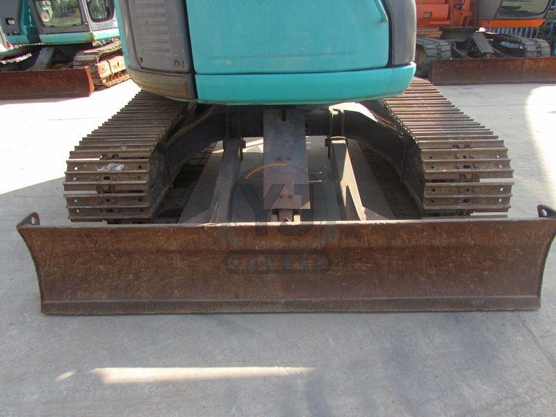 used digger excavator Kobelco SK75 secondhand 7.5ton excavator for sale