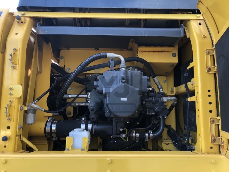 Original Used Japan KOMATSU PC490LC-11 Excavator Second Hand 49 Ton Digger High Quality in Stock