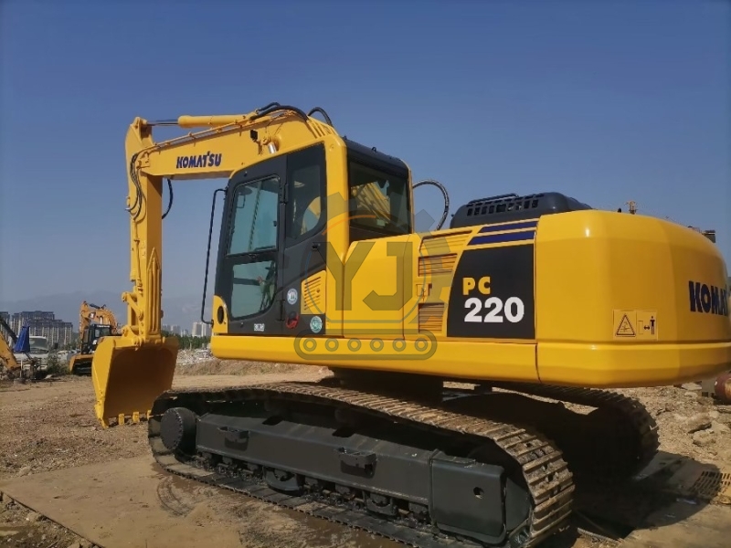 PC220-8 Used Komatsu Excavator Second Hand Earth Moving Machinery