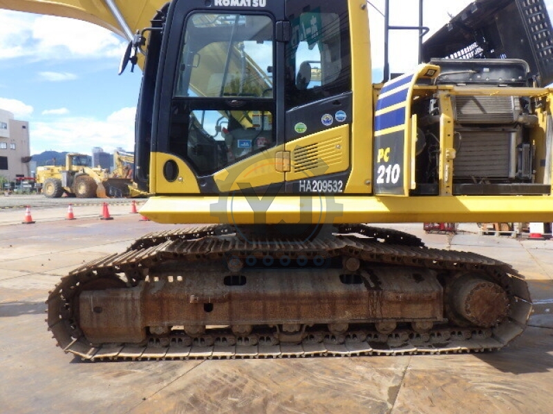 Japan Imported Original Digger Used PC210-11 Komatsu Excavator For Sale