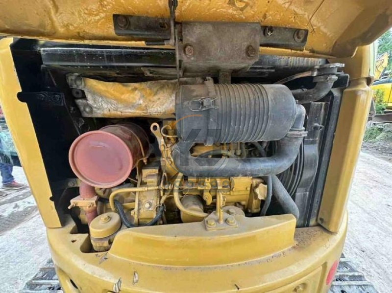 3150KG Caterpillar 303 Mini Used Excavator Second Hand Micro Digger