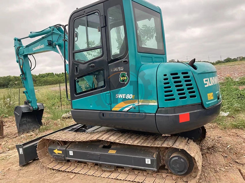 Used Excavators Sunward Swe80e Sale for Earth-moving High Quality Low Price