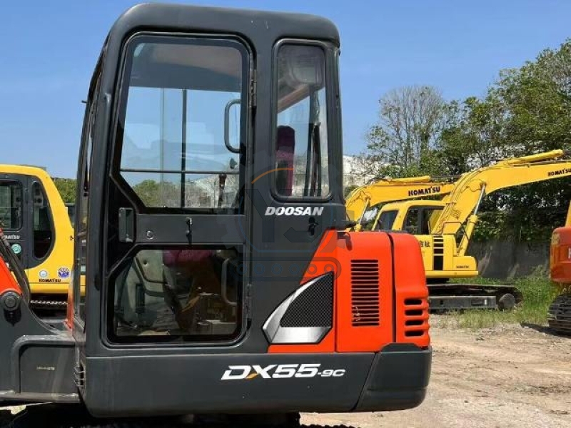 DX55-9C Original Korea Used Doosan Excavator Crawler Mini Digger 5 Ton