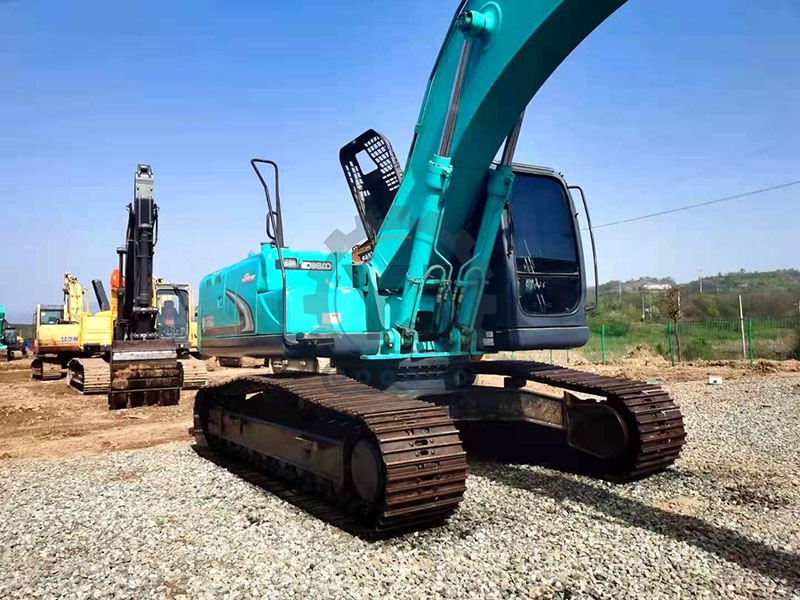 25Ton SK260D Used Kobelco Excavator Earth Moving Equipment