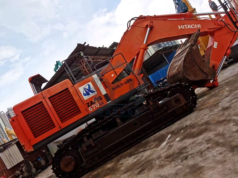 Construction Machinery Mining Mining Using a Second-hand Large Excavator Hitachi ZX670 Hitachi Excavator for Sale