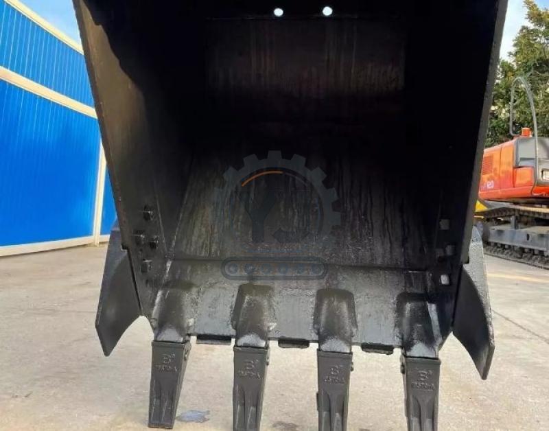 Komatsu PC128US Repossessed Earthmoving Equipment Industrial Digging Machines Used Excavators