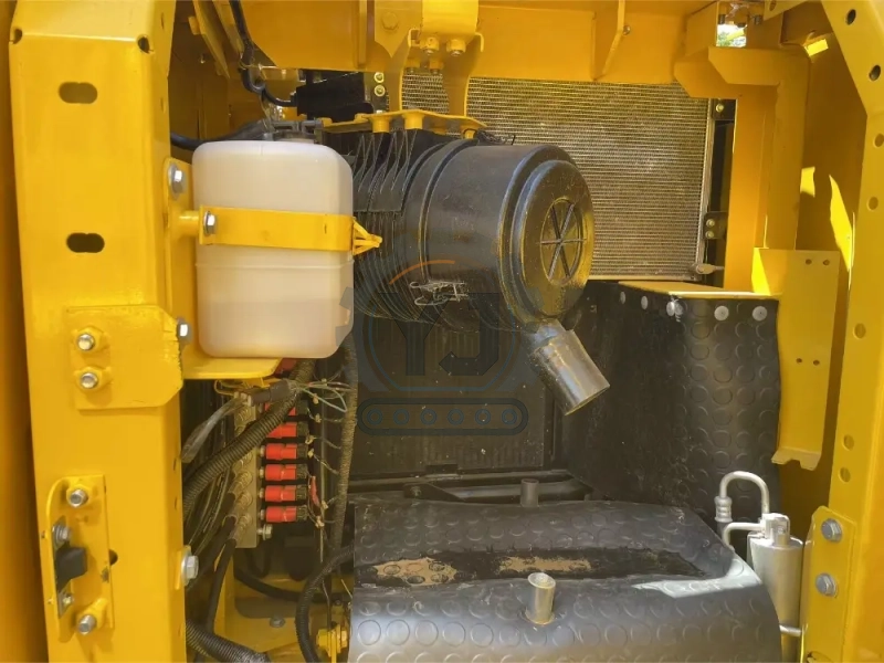 Like-New Condition original low price 13 ton PC130-7 KOMATSU used excavator PC130 EPA and CE compliant in stock hot sale