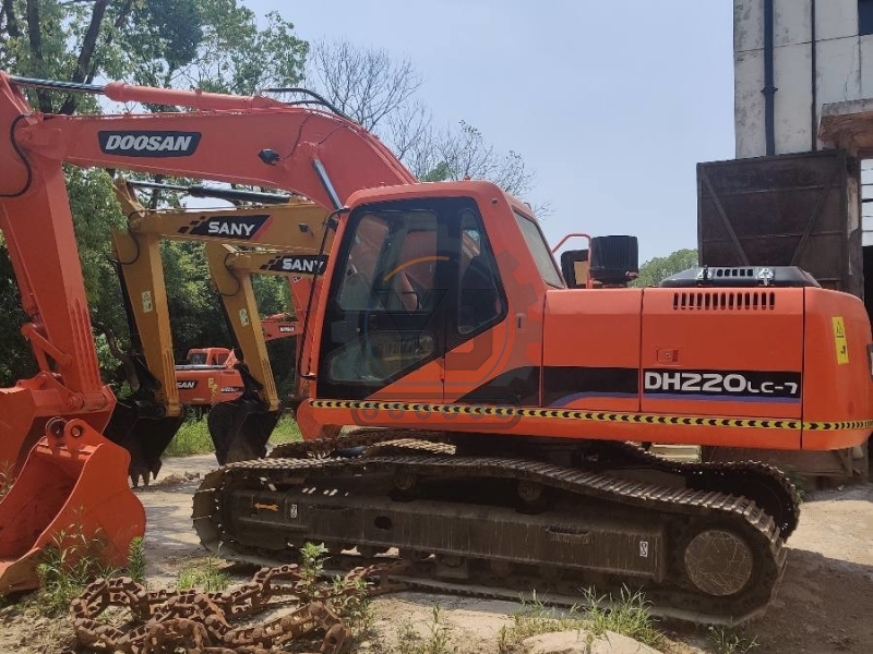 Korea Used Doosan Excavator DH220LC Crawler Machine For Mining