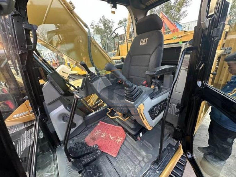 20500KG Used CAT Excavator 320GC Japanese Crawler Machine
