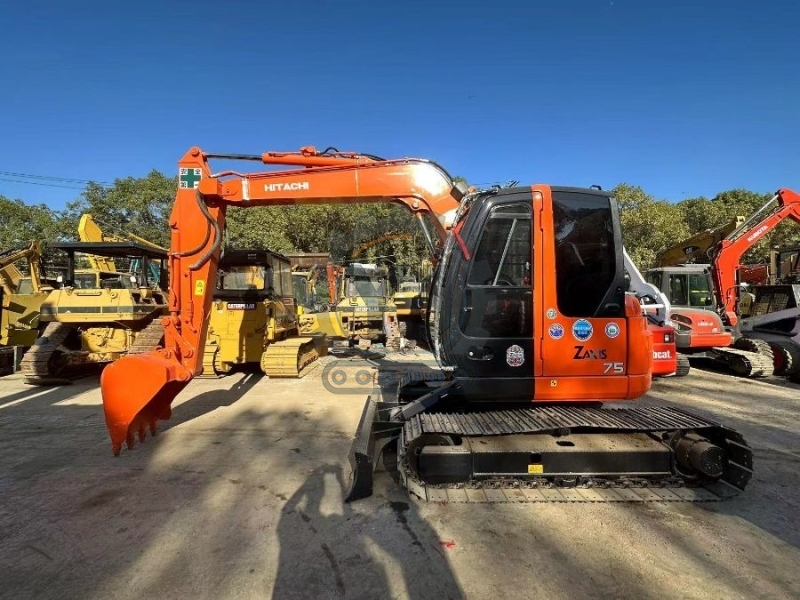 7 Tons ZX75US Used Hitachi Excavator Second Hand Mini Digger