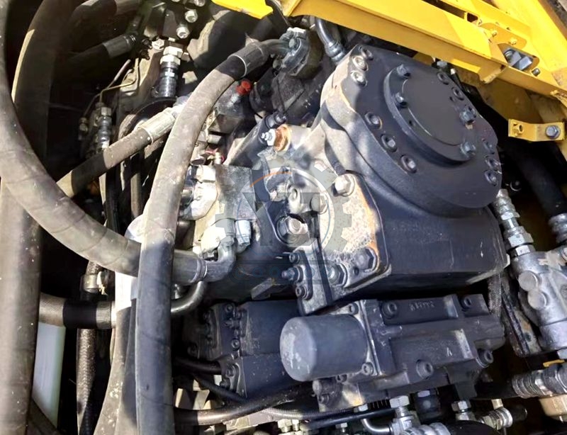 Efficient 65ton Excavator Used Komastu PC650 Heavy Construction Equipment for Sale