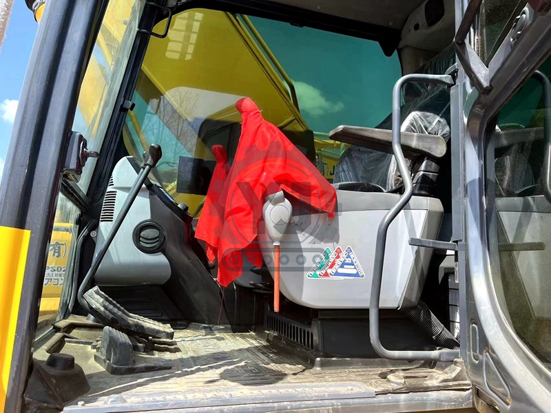 PC220-8 Used Komatsu Excavator 2022 Year Nearly New