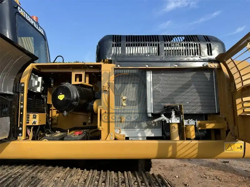 Used Caterpillar 330D2L Excavator