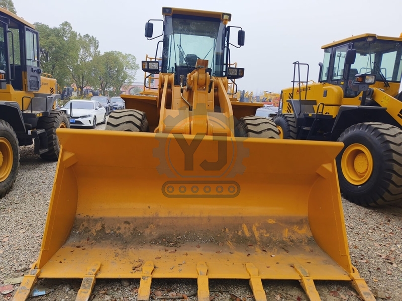 HIGH QUALITY and CHEAP PRICE  Used LiuGong 856 Wheel Loader for sale