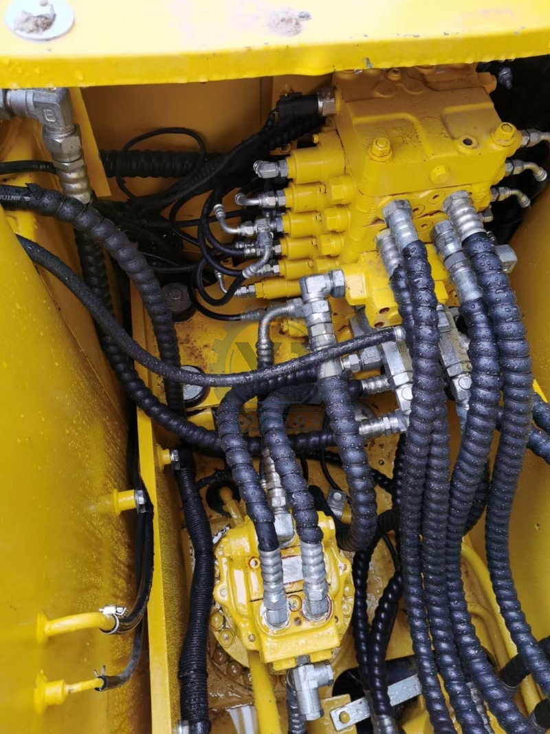 Hot Sale Mini excavator Komatsu PC110 Used Excavator 95 new Japan Original 11Ton komatsu Excavator