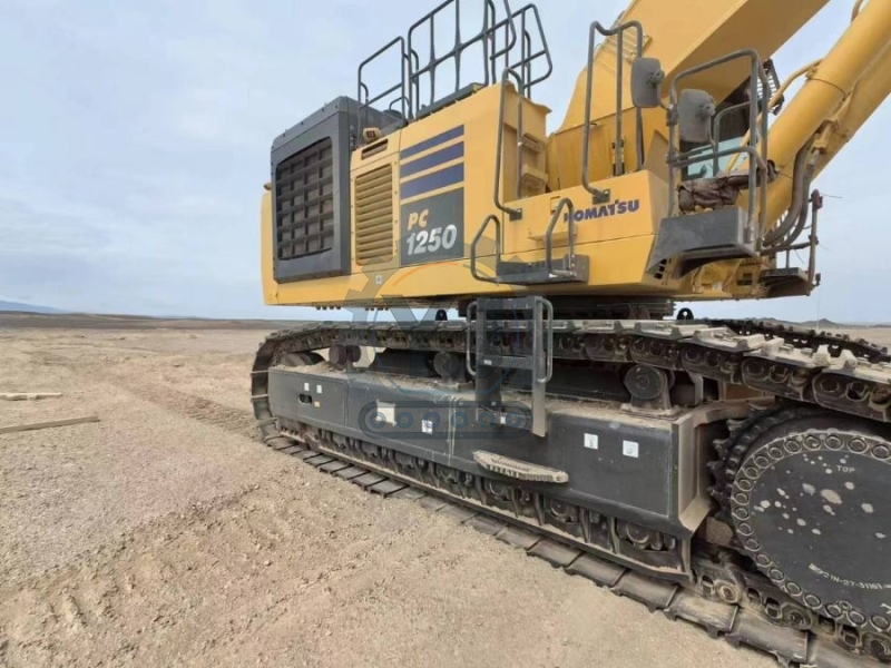 Hydraulic Used Komatsu Excavator PC1250 Crawler Large Digging Machine