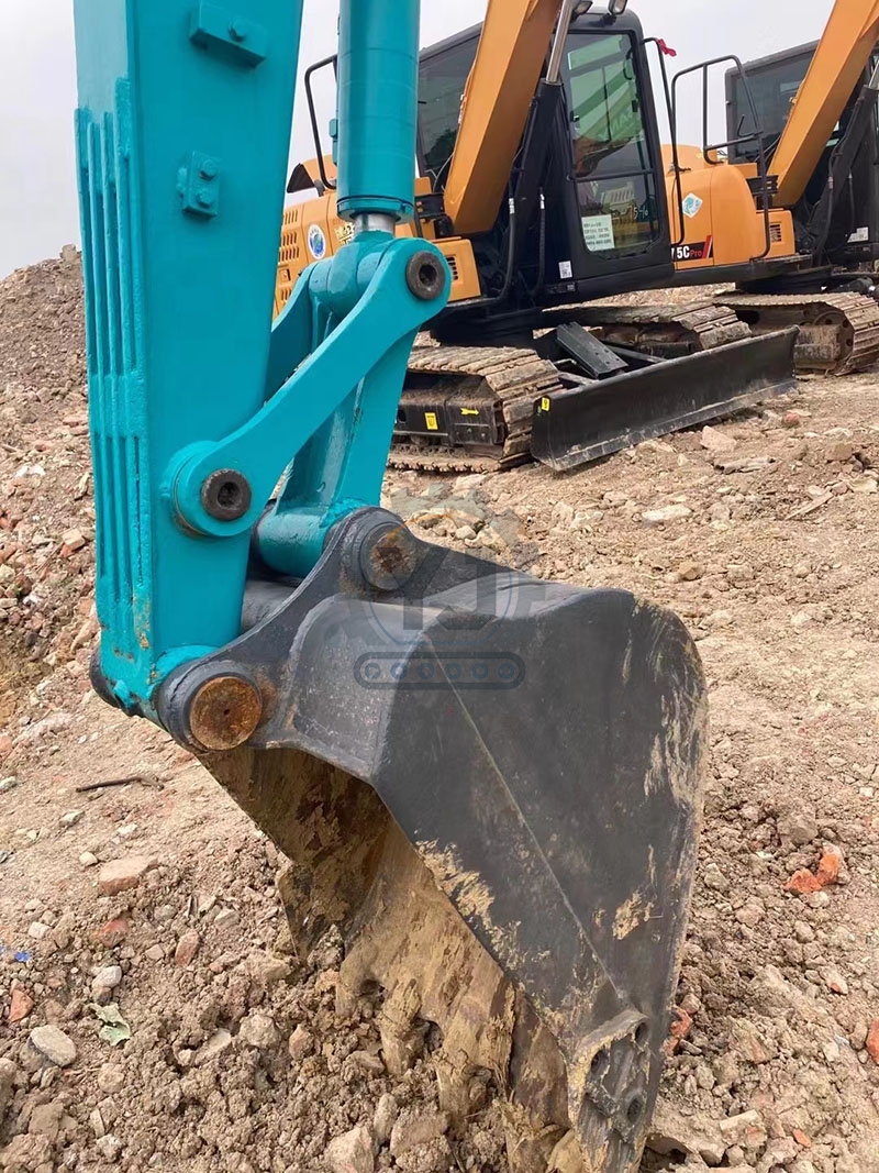 Free Shipping Original Low Price Used Excavators Good Condition Sunward Swe70E