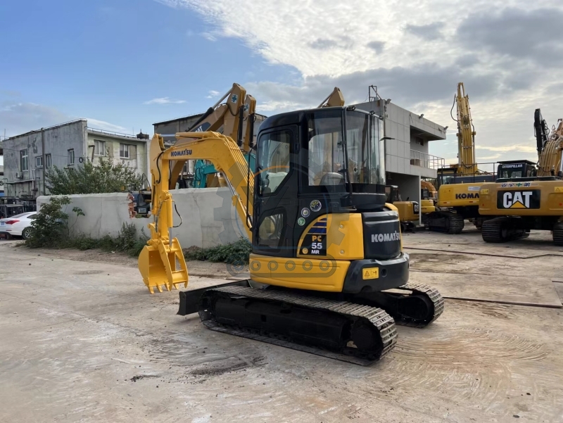Used KOMATSU PC55MR Excavator 5 Ton Mini Crawler for Household Garden Digger Second-Hand Engine Motor Gear Available