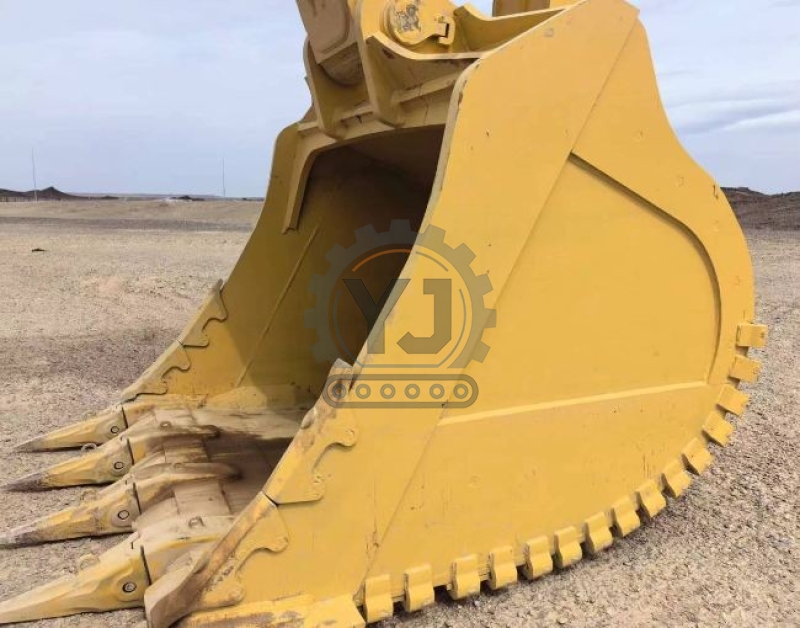 Hydraulic Used Komatsu Excavator PC1250 Crawler Large Digging Machine