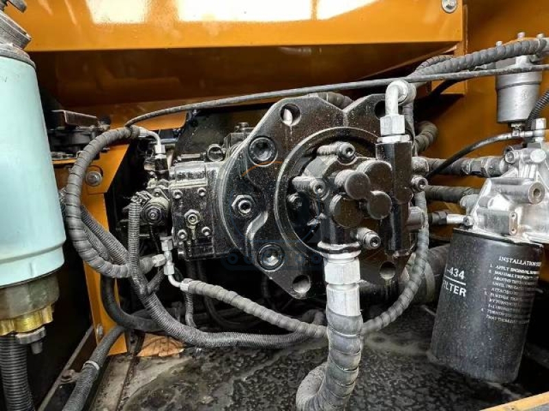 Used Sany SY215C Excavator Machine 21.5 Tons Crawler Digger SY215CPro