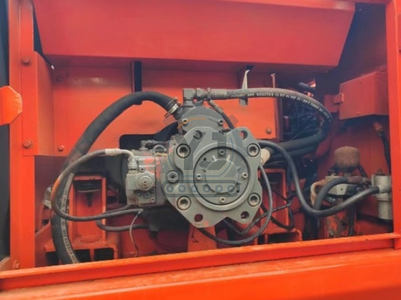 29T Doosan DH300LC Used Track Excavator Repossessed Road Digging Machine