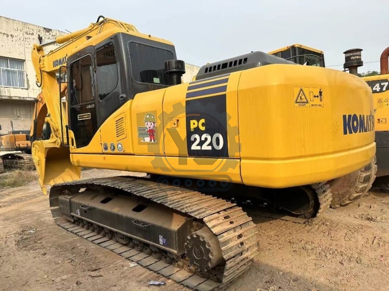 Secondhand Hydraulic Komatsu Mining Excavator Machinery PC220-7 22840KG
