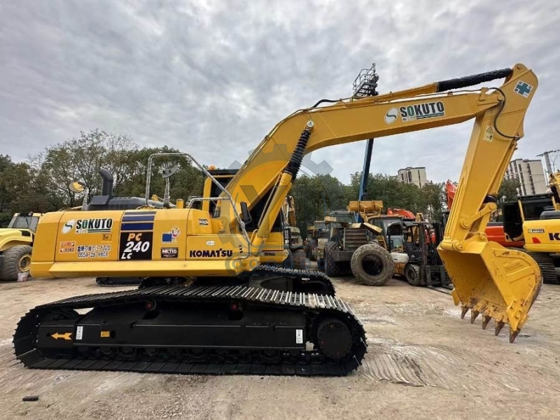 Midi Used Komatsu Excavator PC240-8 Urban Construction Machinery