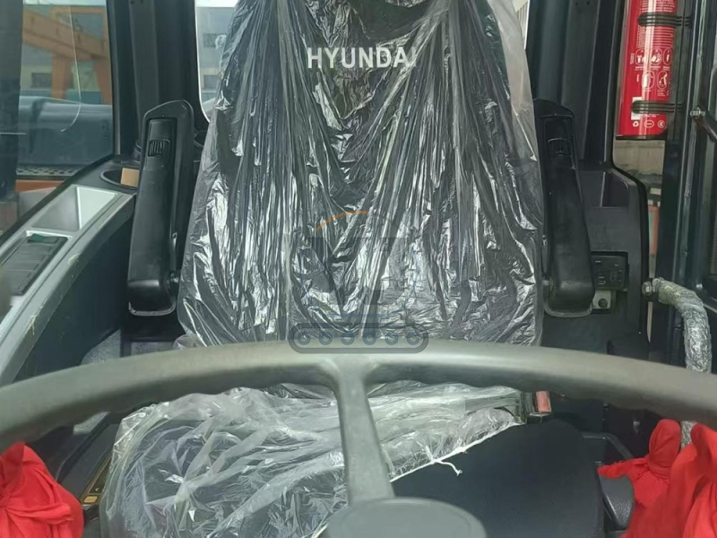 Mining Used Hyundai 210W-9 Wheel Digger For Sale Price Second Hand Excavator