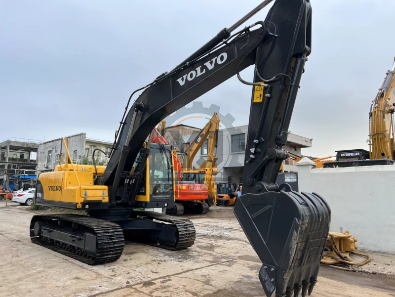 Used Volvo 210 Crawler Excavator Used excavator use machinery 107KW 21tons for sale