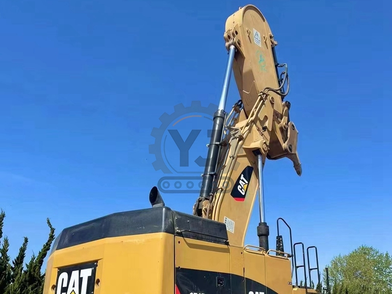 Used CAT Heavy Equipment Crawler Excavator 374d  Digger for Sale