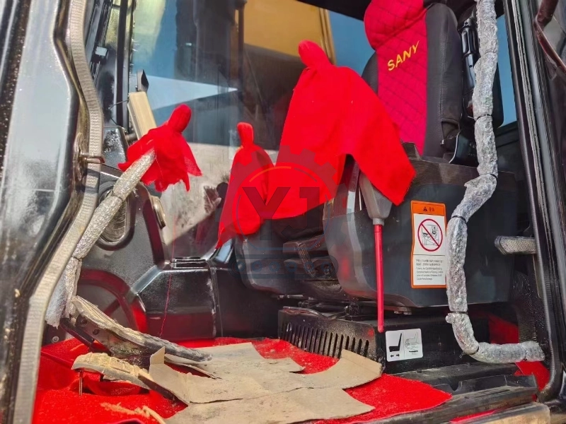 Sany SY235C MEDIUM 23.5t Hydraulic Crawler Excavator Second Hand Used Wheel Excavator SY235 SY235C