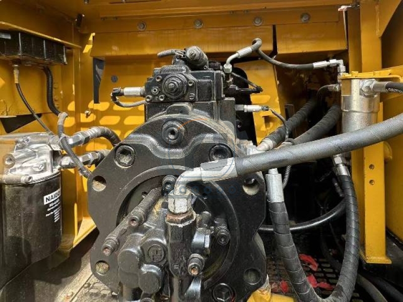 210kW Used Sany Excavator repossessed Earth Moving Equipment SY305H 30 Ton