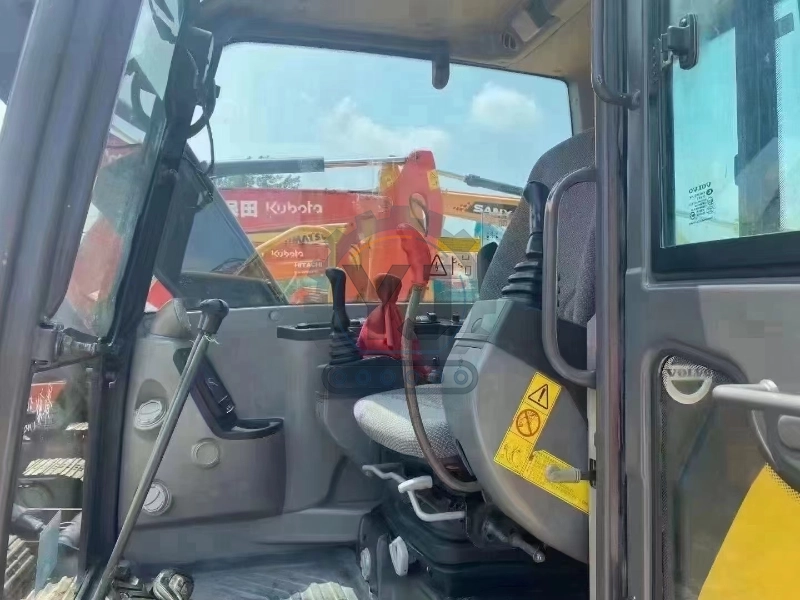 Used volvo Excavator E80Blc EC80 EC80B EC80D 8Ton Large Size Second Hand Construction Equipment