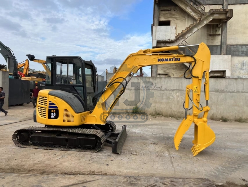 Used KOMATSU PC55MR Excavator 5 Ton Mini Crawler for Household Garden Digger Second-Hand Engine Motor Gear Available