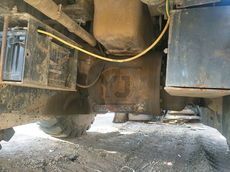 Hot Selling Used XCMG GR180 High-Performance Motor Grader