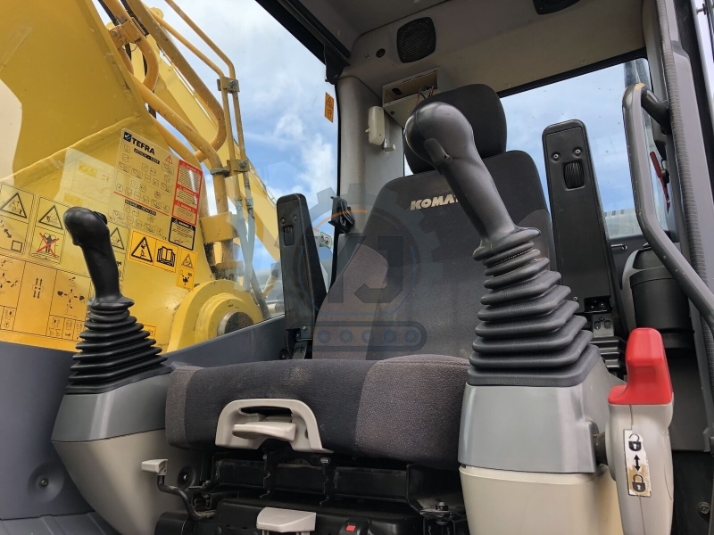 Original Used Japan KOMATSU PC490LC-10 Excavator Second Hand 49 Ton Digger High Quality in Stock