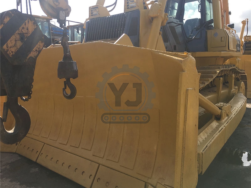 Bulldozer For Sale Bulldozer KOMATSU D155 With Cheap Price And Good Condition
