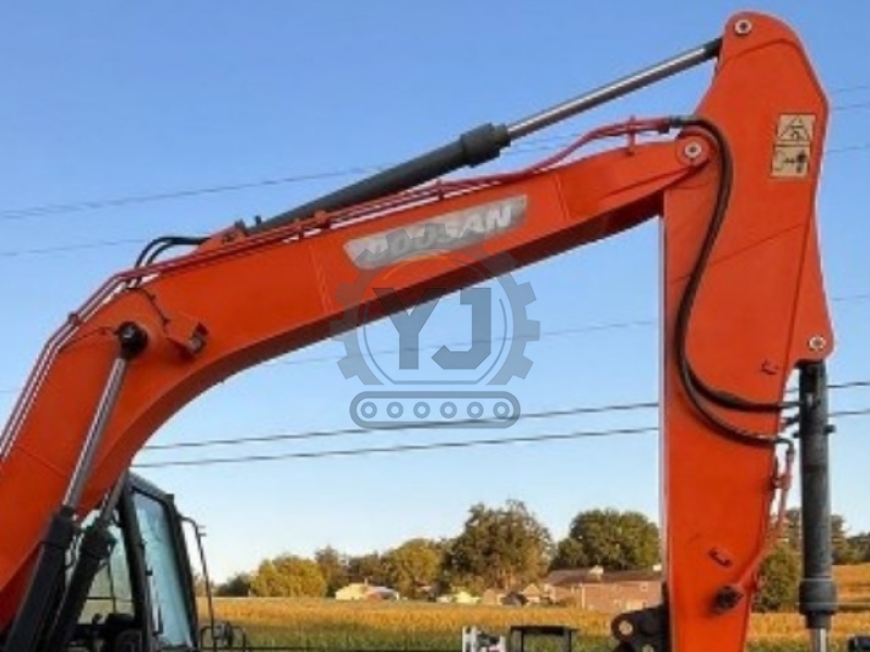 Used Doosan DX140LC Ground Digging Machine 2nd Hand Diggers Excavator