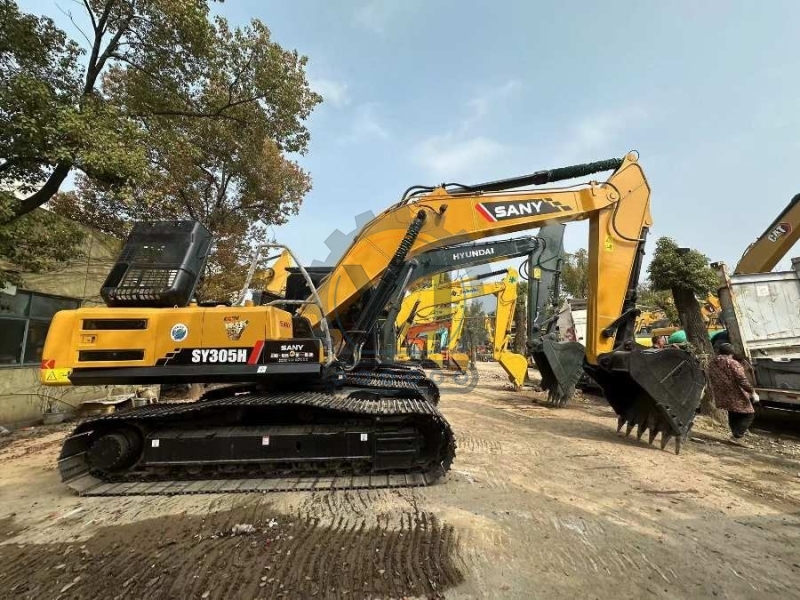210kW Used Sany Excavator repossessed Earth Moving Equipment SY305H 30 Ton