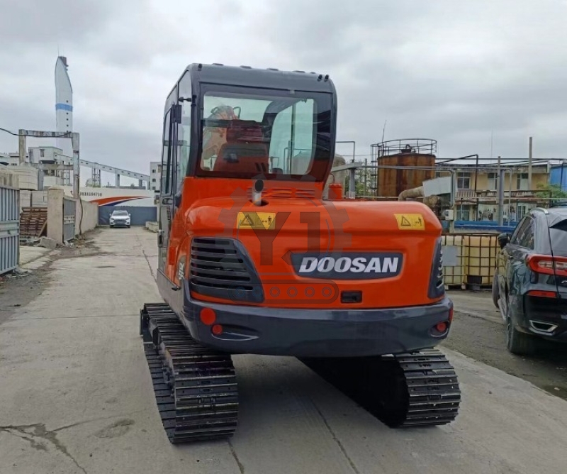 Yanmar Engine Used Doosan Excavator DX55 Micro Crawler Digger Secondhand
