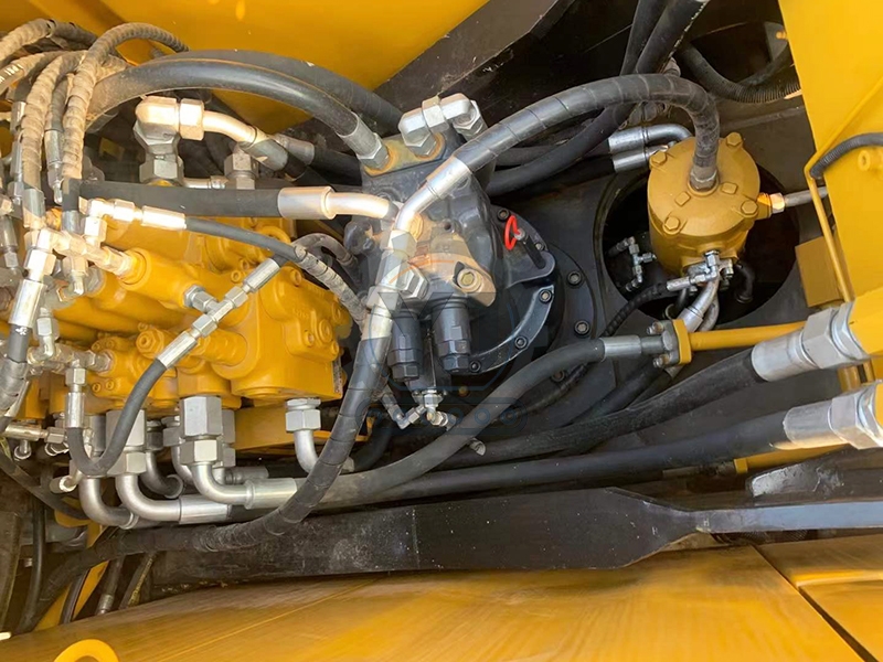Used Sany SY135C Hydraulic Small Excavator Trackhoe Crawler Digger for cheap sale