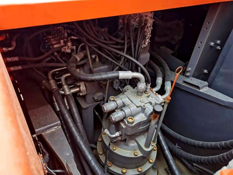 Japan Original Used Hitachi zx200 Excavator Second Hand Machinery