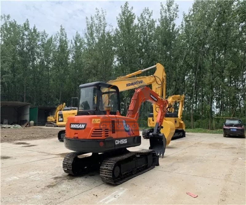 40.5KW Mini Used Excavator Doosan DH55 Second Hand Mini Digger