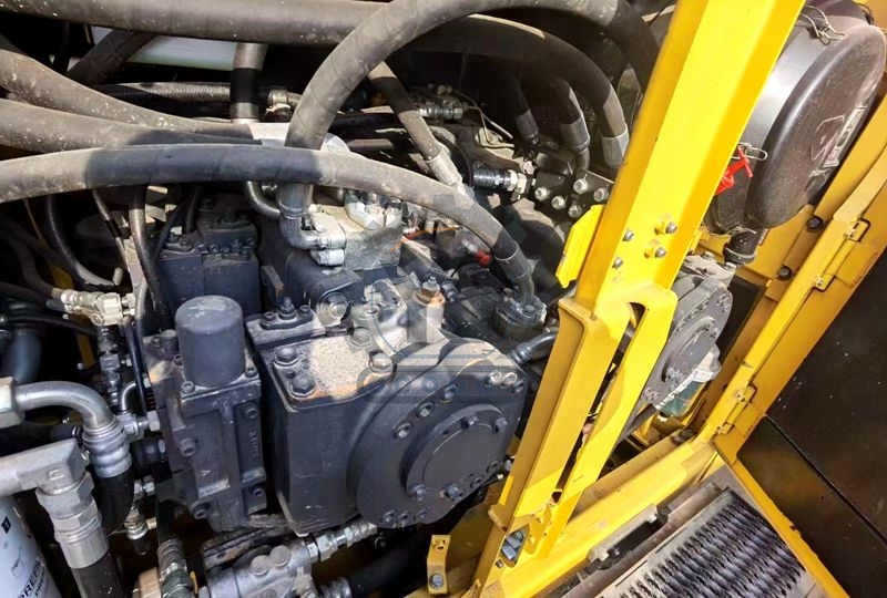 Efficient 65ton Excavator Used Komastu PC650 Heavy Construction Equipment for Sale