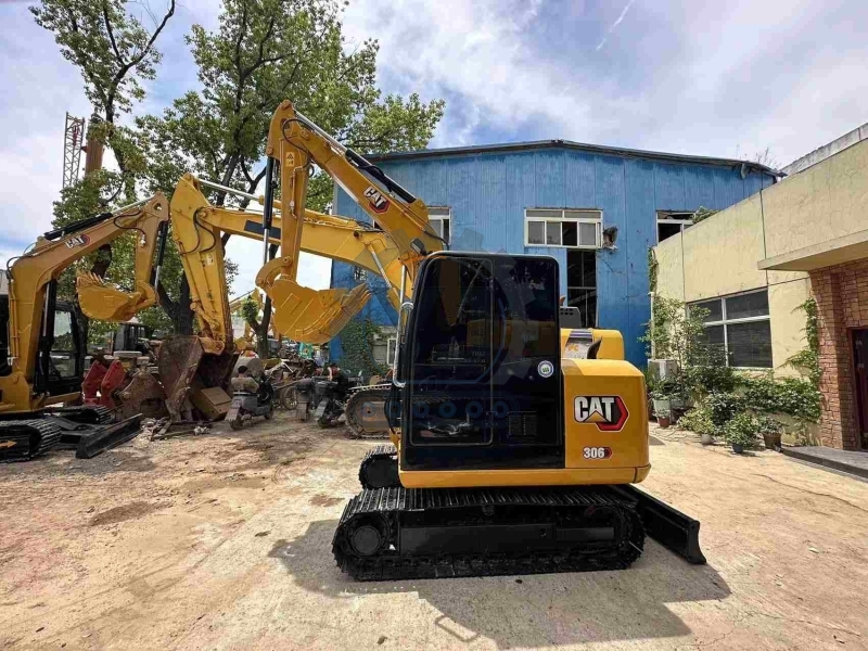 37KW Second Hand Mini Excavator Digger Caterpillar 306E2 5800KG